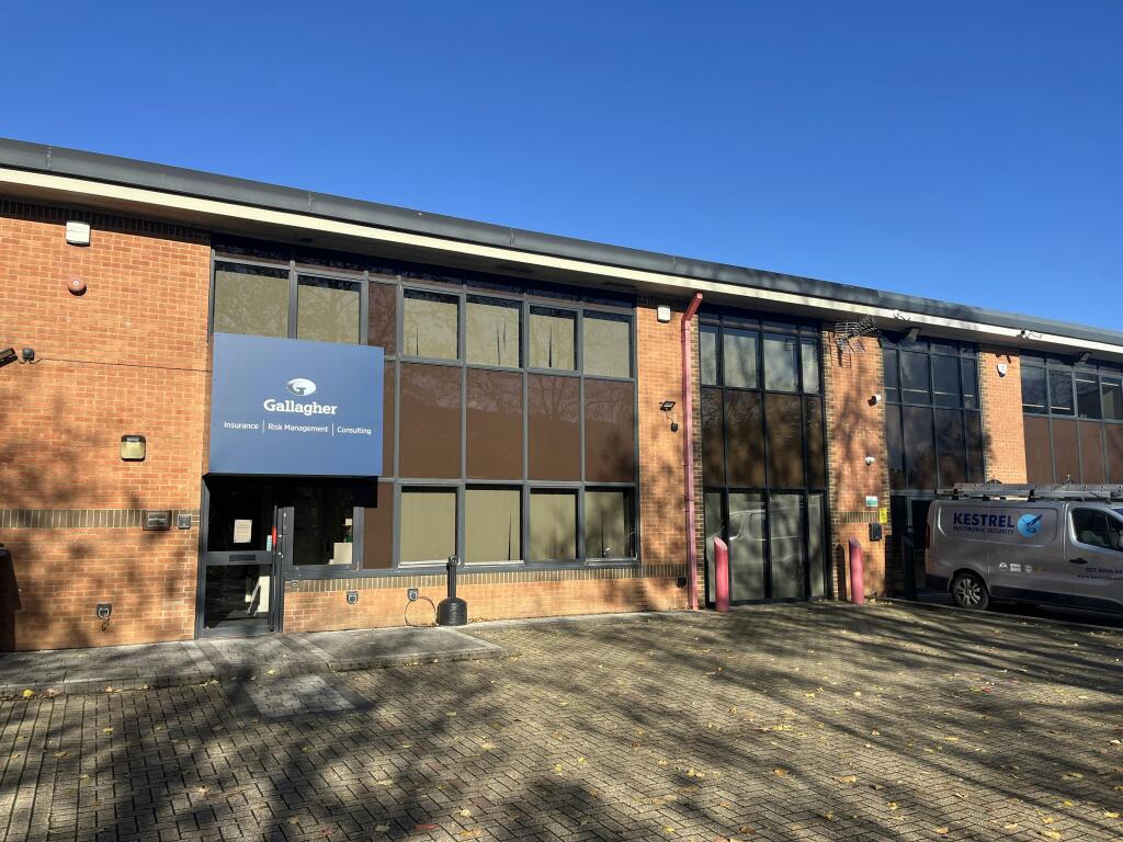 Main image of property: Unit 2 Yeoman Industrial Park, Portmore House Unit 2, Yeoman Industrial Park, Southampton, SO16 9JX