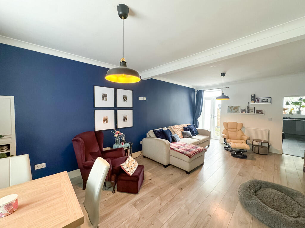 House in Treharris, Trelewis - View 5