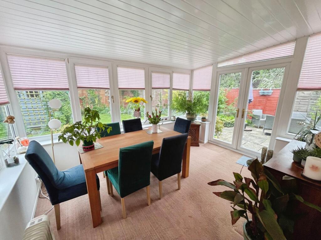 Mulberry Way, Chineham, RG24 photo 4