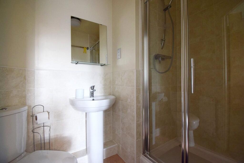 Apartment in Reading - More