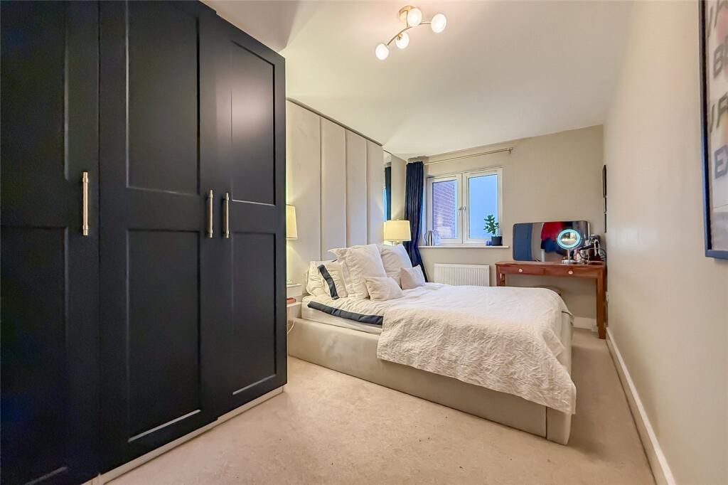 Roma House, Charrington Place, St. Albans, Hertfordshire, AL1 – další