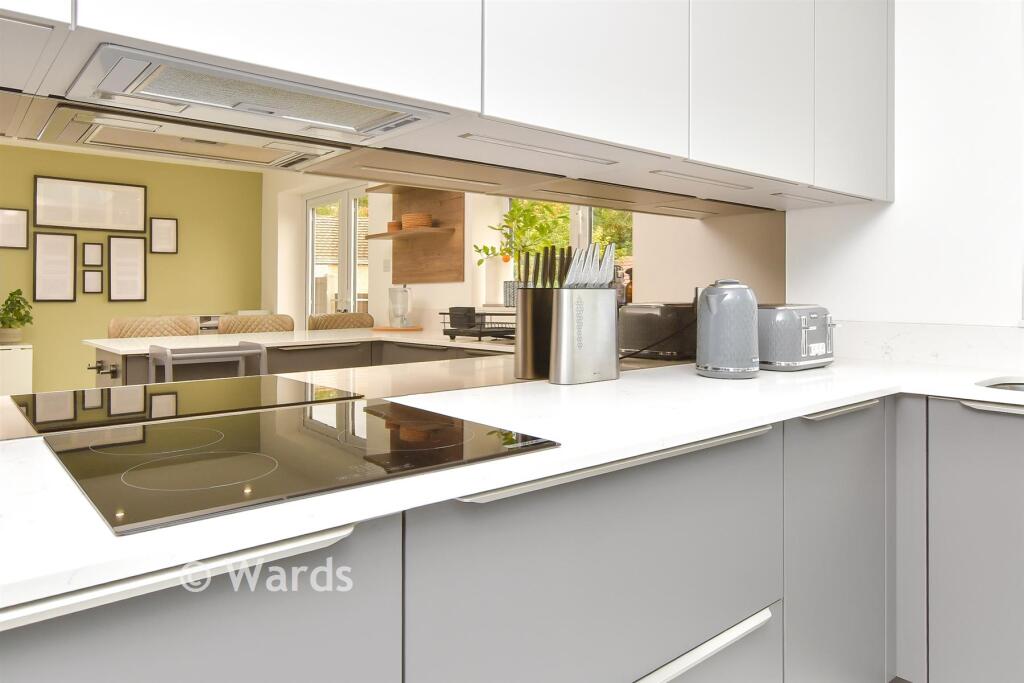 House in Dartford, Swanscombe and Greenhithe - View 3