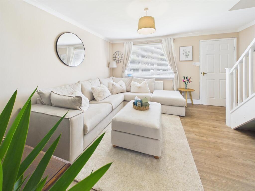 House in Elderslie, Lounsdale - View 4