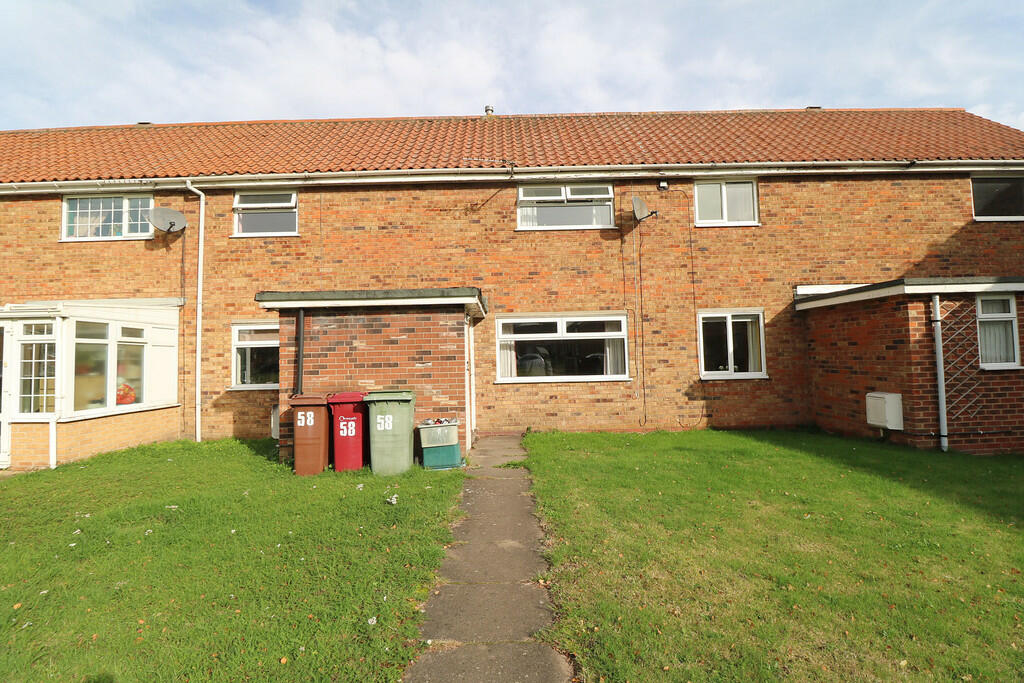 3-bed terraced on Fieldside, Epworth, £144,950