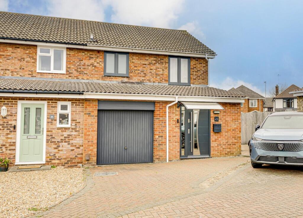 Main image of property: Linwood Grove, Leighton Buzzard