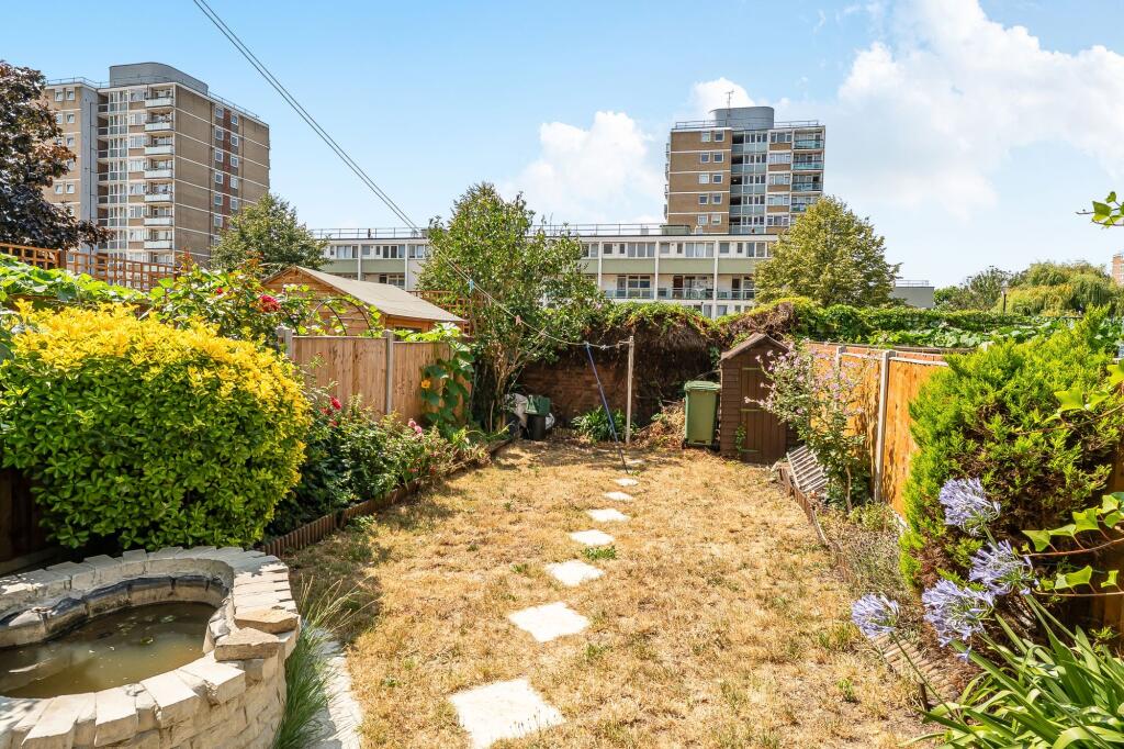 Main image of property: Carmen Street, London, E14