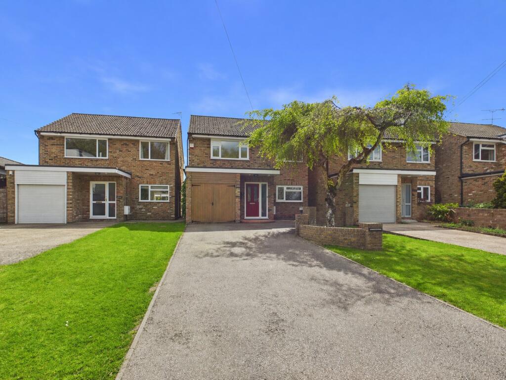 Main image of property: Wycombe Road, Stokenchurch, High Wycombe, Buckinghamshire