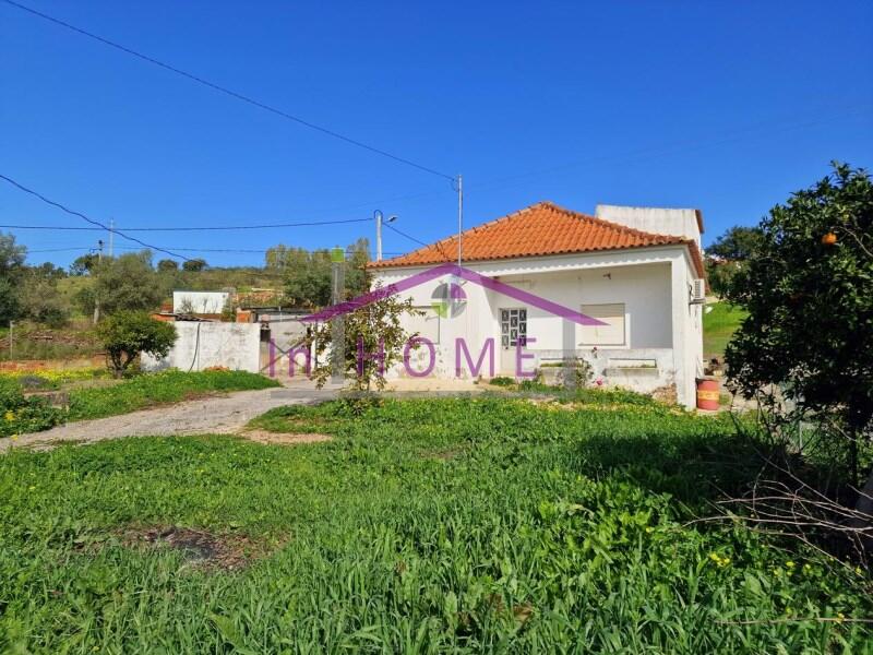 Main image of property: Algarve, Salir