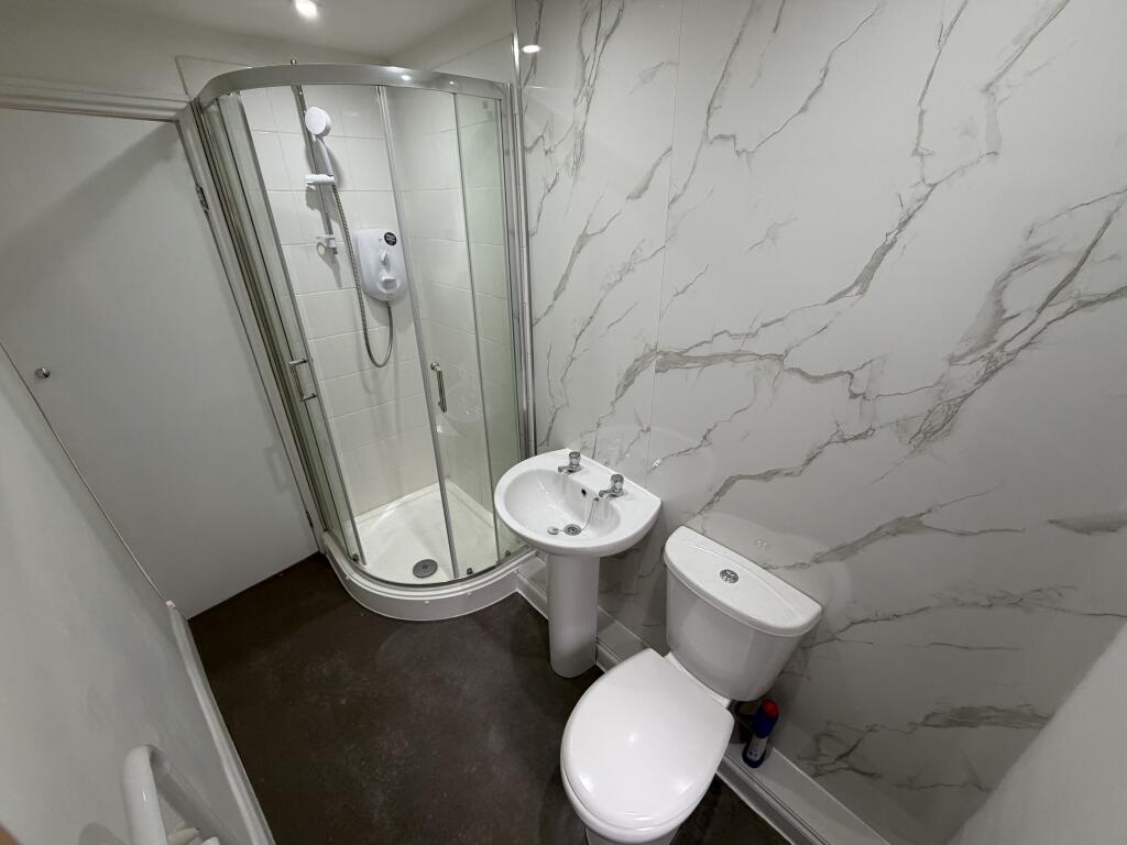 Apartment in Nottingham - View 5