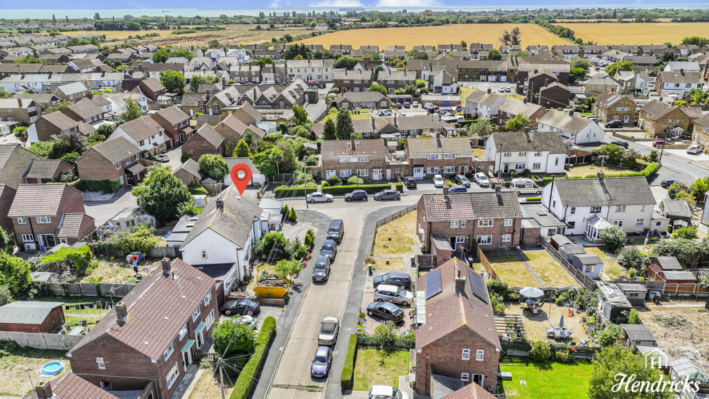 Olivers Crescent, Southend-on-sea, SS3 0 photo 3