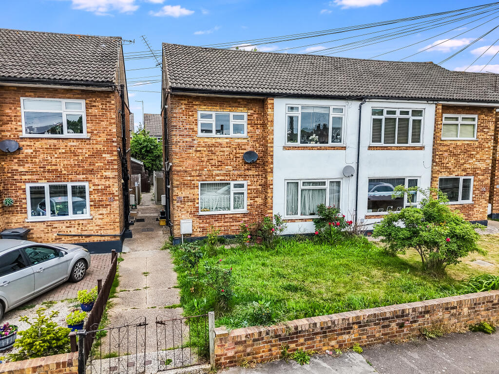 Main image of property: Hurstwood Avenue, Pilgrims Hatch, Brentwood