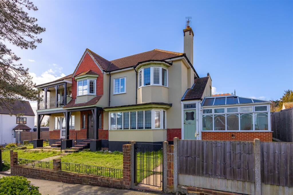 Main image of property: THE DRIVE, Chalkwell