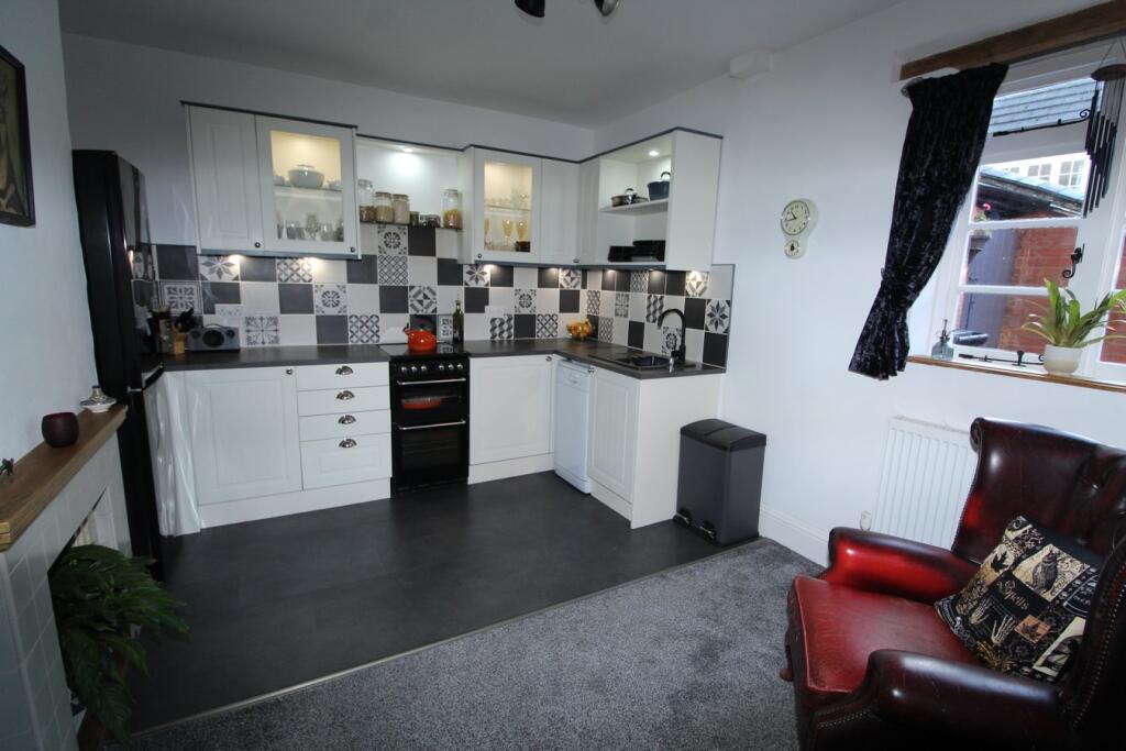 Lutterworth Road, Bitteswell, LE17 photo 3