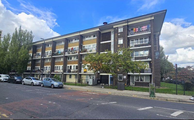 Apartment in London - View 3