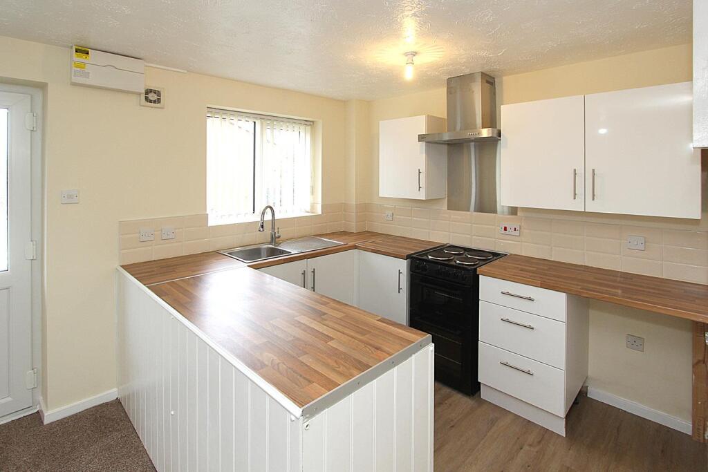 House in Wolverhampton - View 4