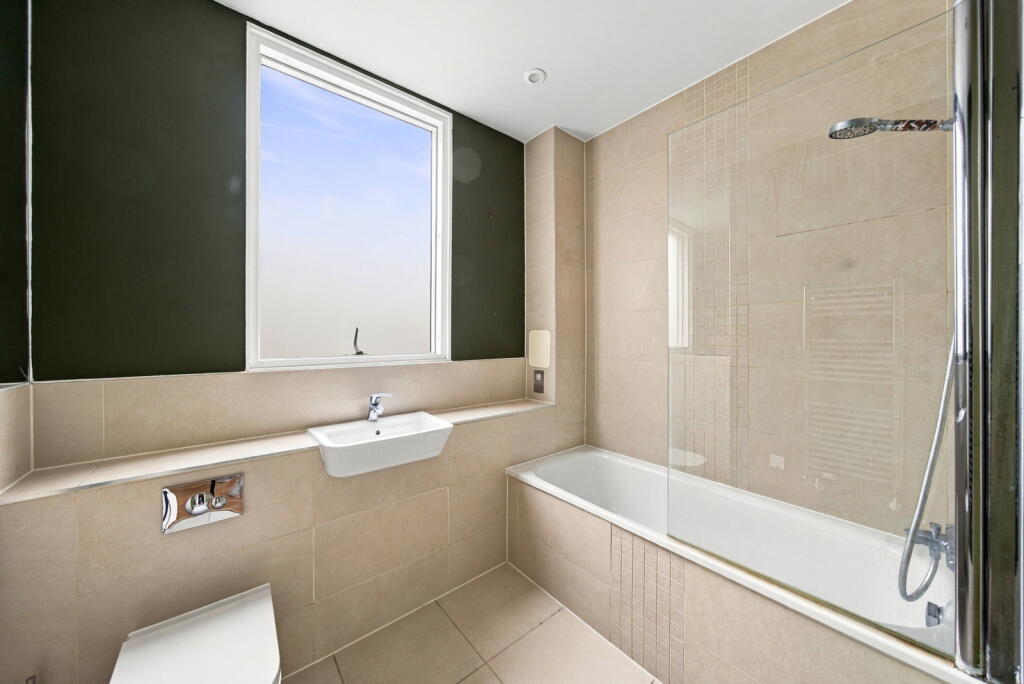 Apartment in London - More
