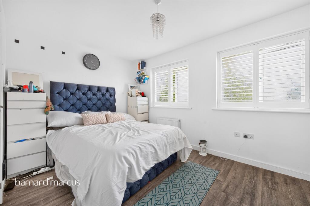House in Kingston upon Thames - View 4