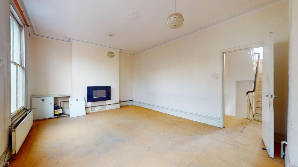 Apartment in London - View 4