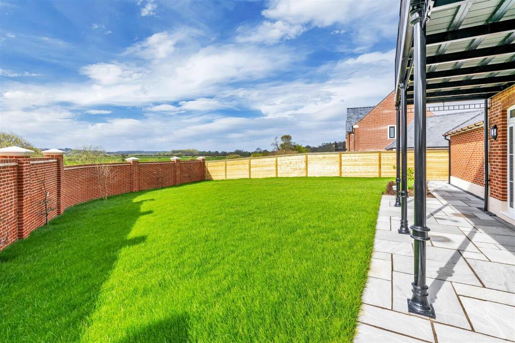 Julians Road, Wimborne Minster photo 4