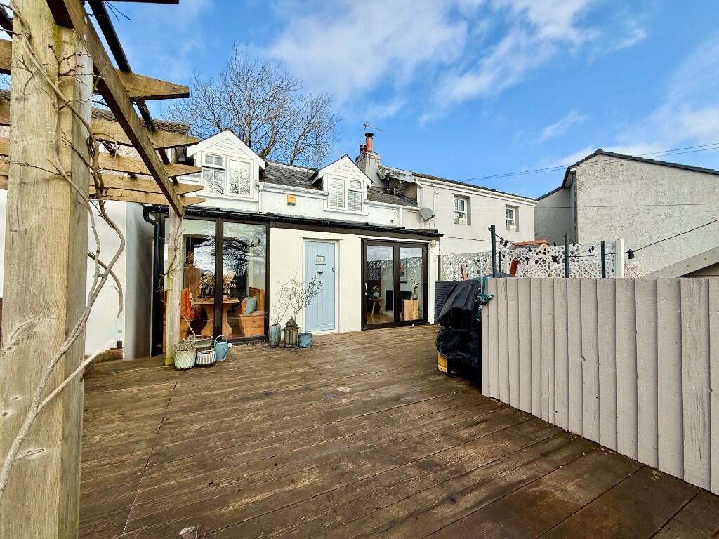 Main image of property: Mount Pleasant, Heolgerrig, Merthyr Tydfil, CF48 1RY