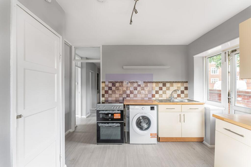Apartment in London - View 3