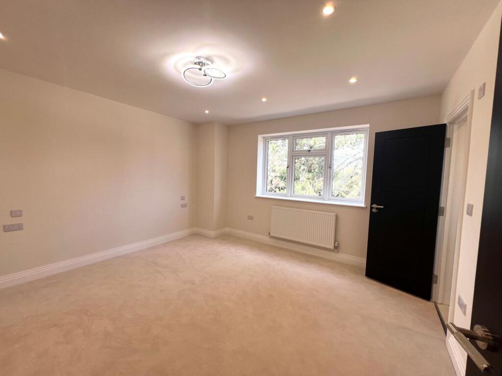 House in Reading - View 3