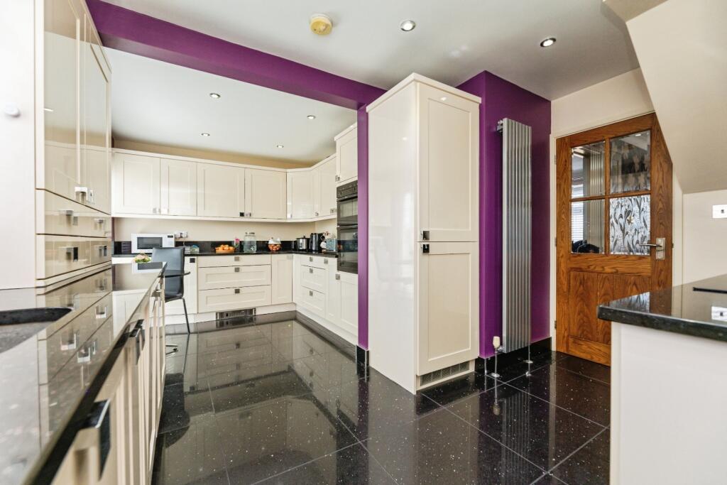 House in Sheffield - View 3