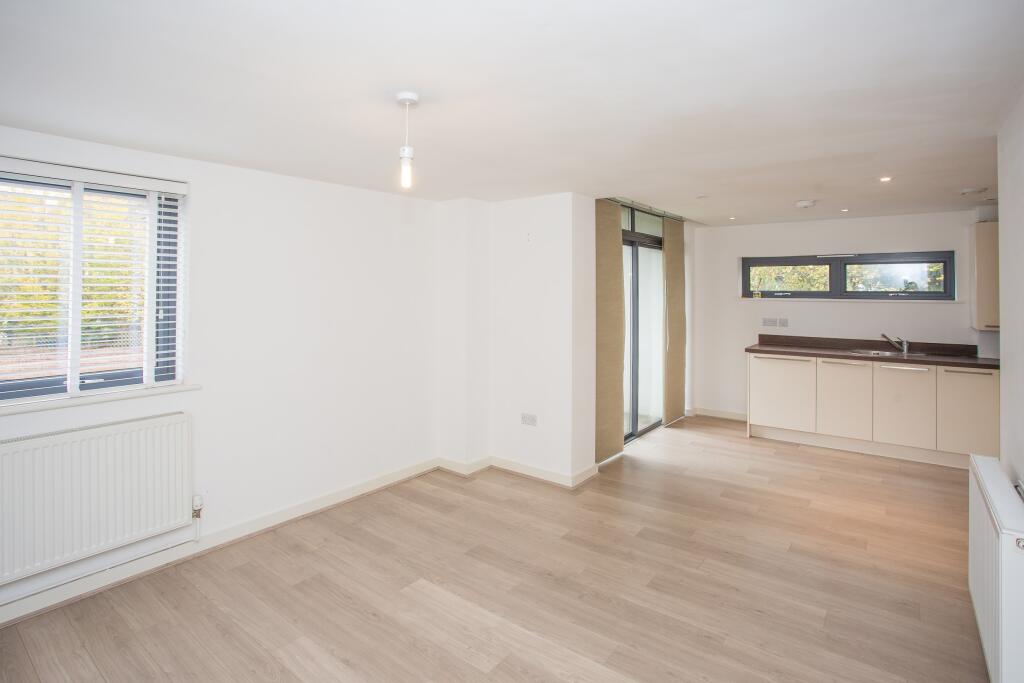 Additional image 9 of Magdalen Court, Newsom Place, St Albans, Hertfordshire, AL1