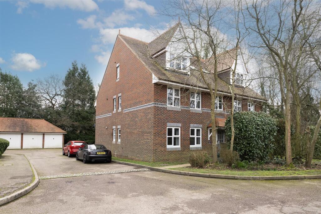 Main image of property: The Brambles, Prospect Road, St. Albans