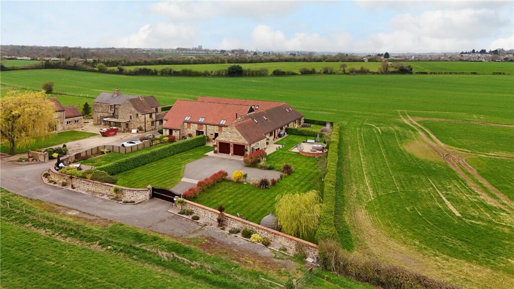 Main image of property: Rackford Road, North Anston, Sheffield, South Yorkshire, S25