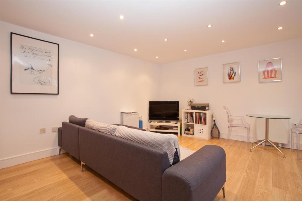 Main image of property: Choumert Road, London