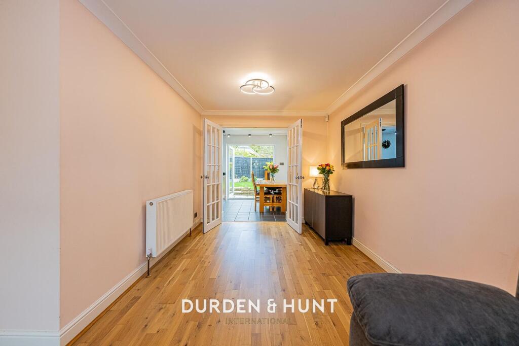 Hawthorn Close, Takeley, CM22 photo 4
