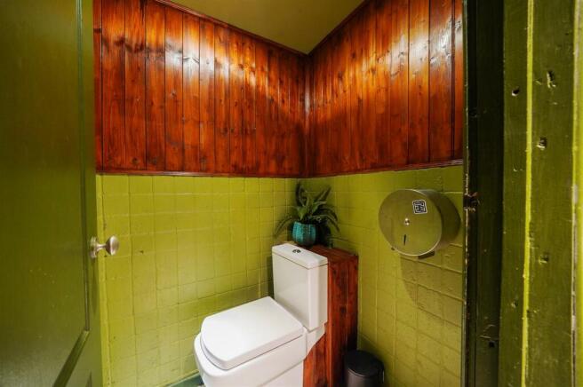 61 Stoke Newington High Street - 4KTsRbqmHeTKVrDjI