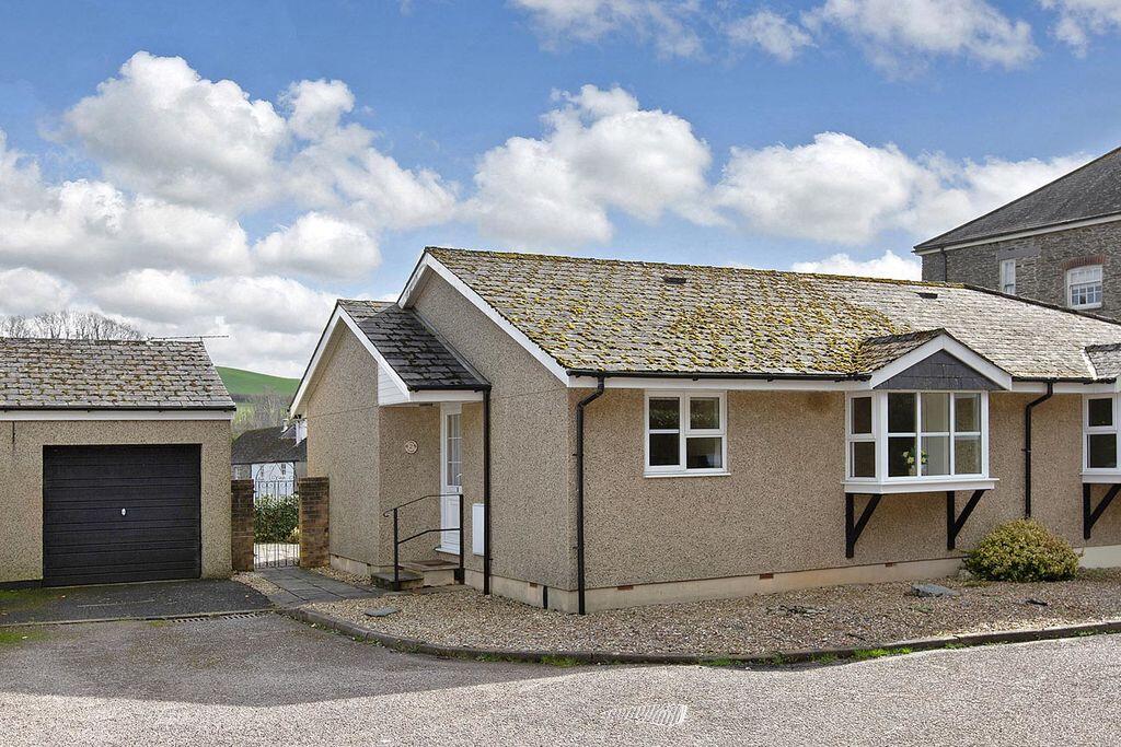 Main image of property: Packs Close, Harbertonford, Totnes