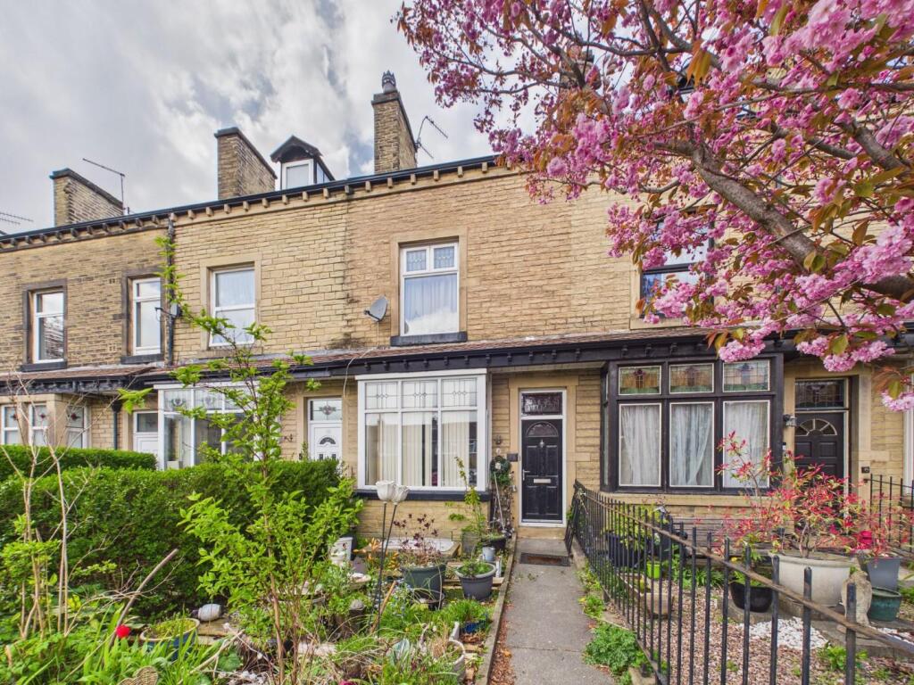 Main image of property: Park Road, Bingley