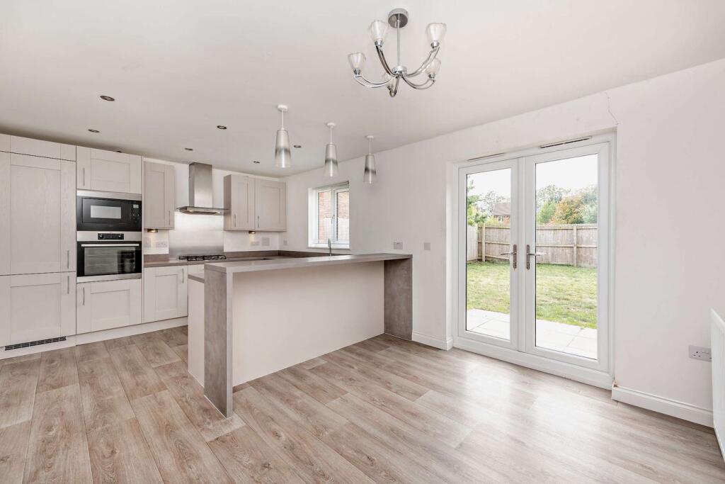 House in Ellesmere Port - More