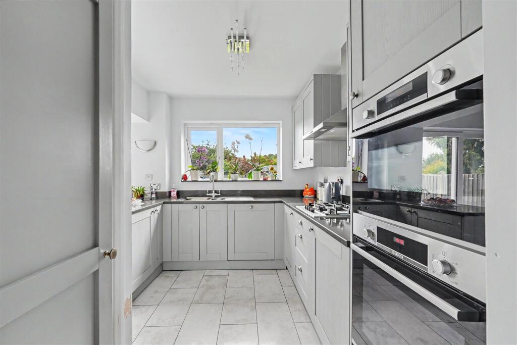 House in Gillingham, Wigmore - More