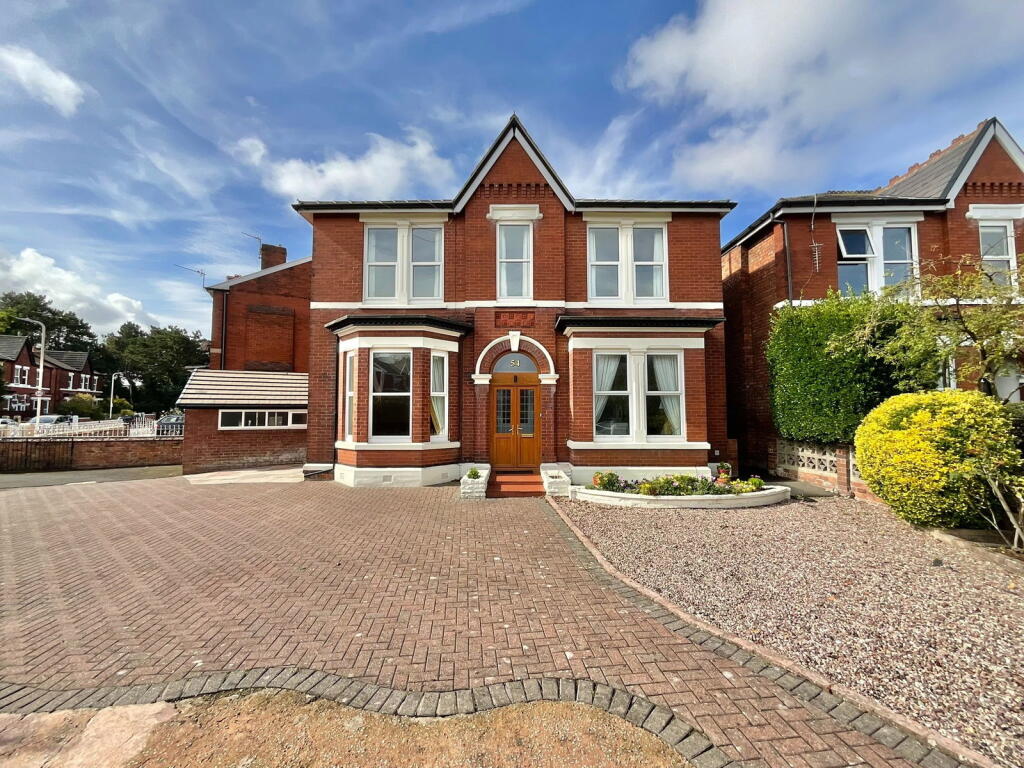 4-bed detached on Hartwood Road, Southport, £450,000