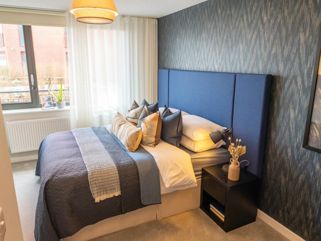 Apartment in Birmingham, Perry Barr - View 5