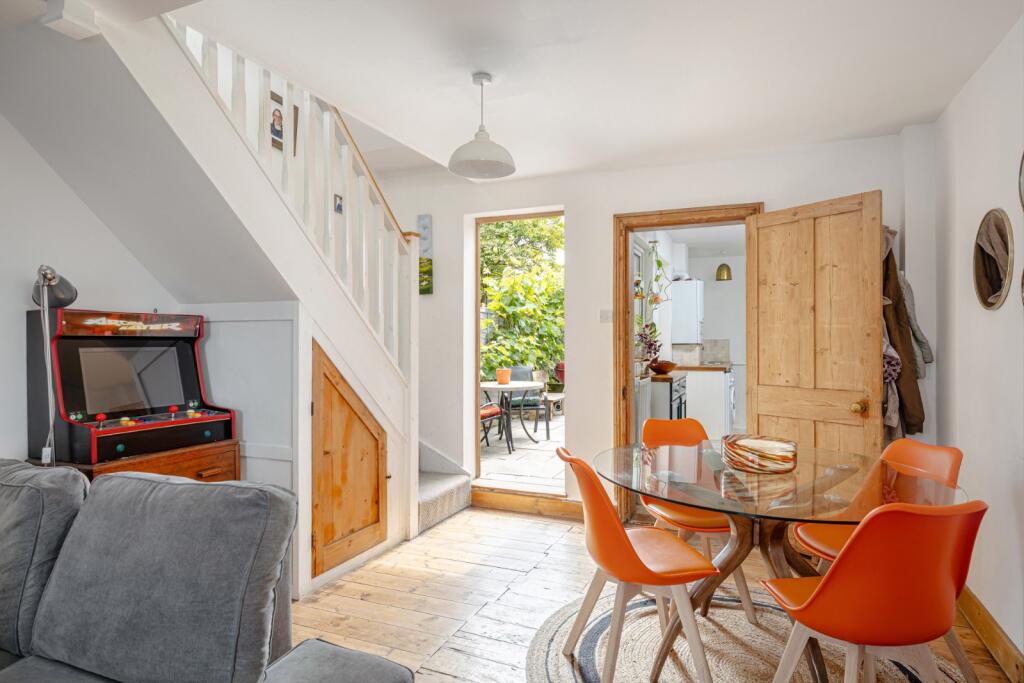 Dunmow Road, Bishop's Stortford, Hertfordshire, CM23 photo 3