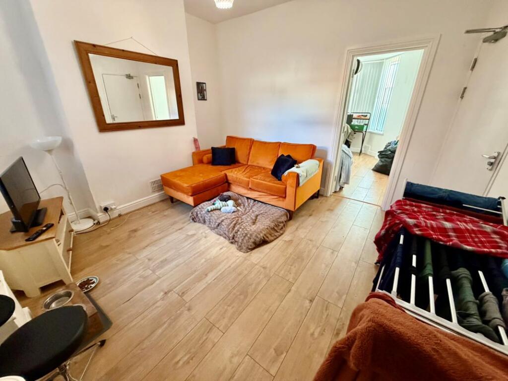 11 Colum Place, Cardiff, CF10 3EP photo 2