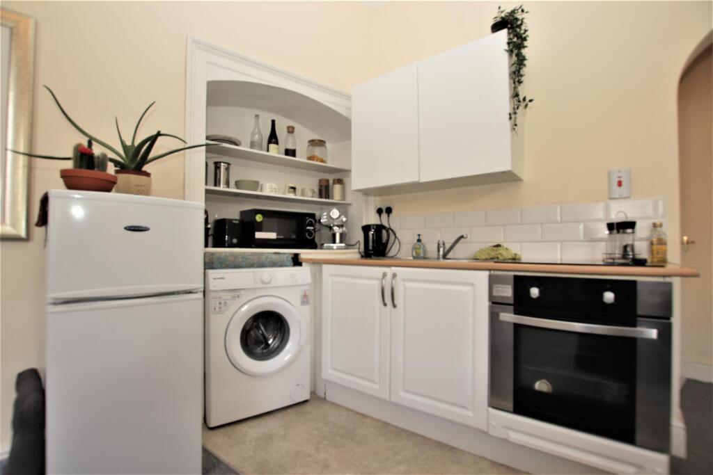 Apartment in Bath - View 3