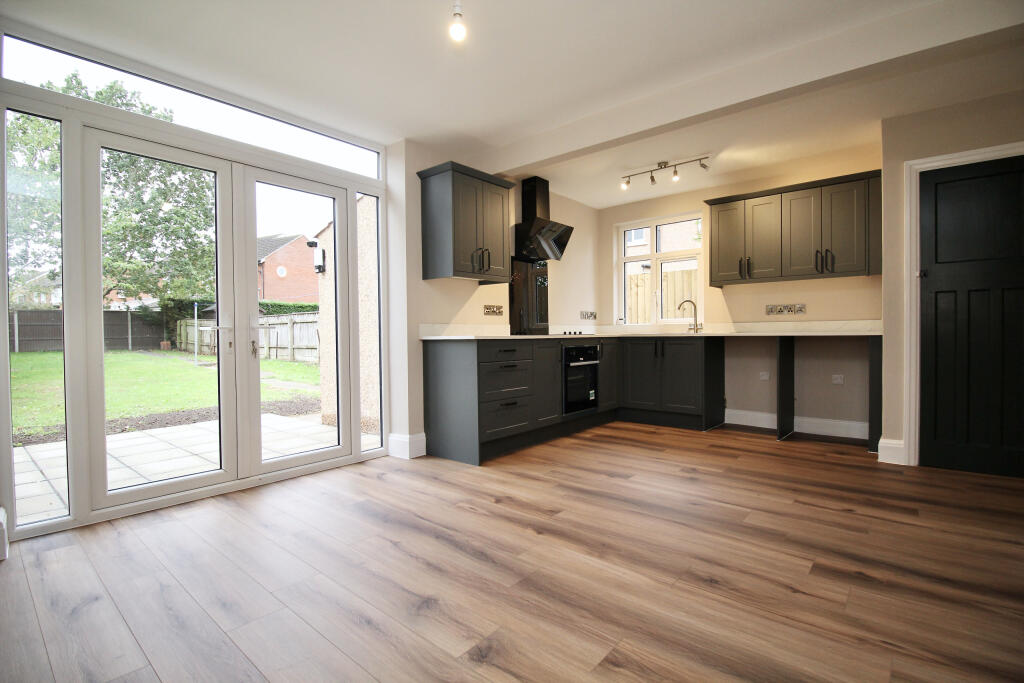 House in Bath - View 5