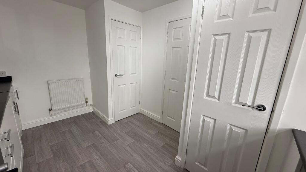House in Rotherham, South Yorkshire - View 4