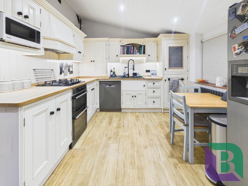 5 bedroom detached house for sale in Westbrook End, Newton Longville, MK17 - More