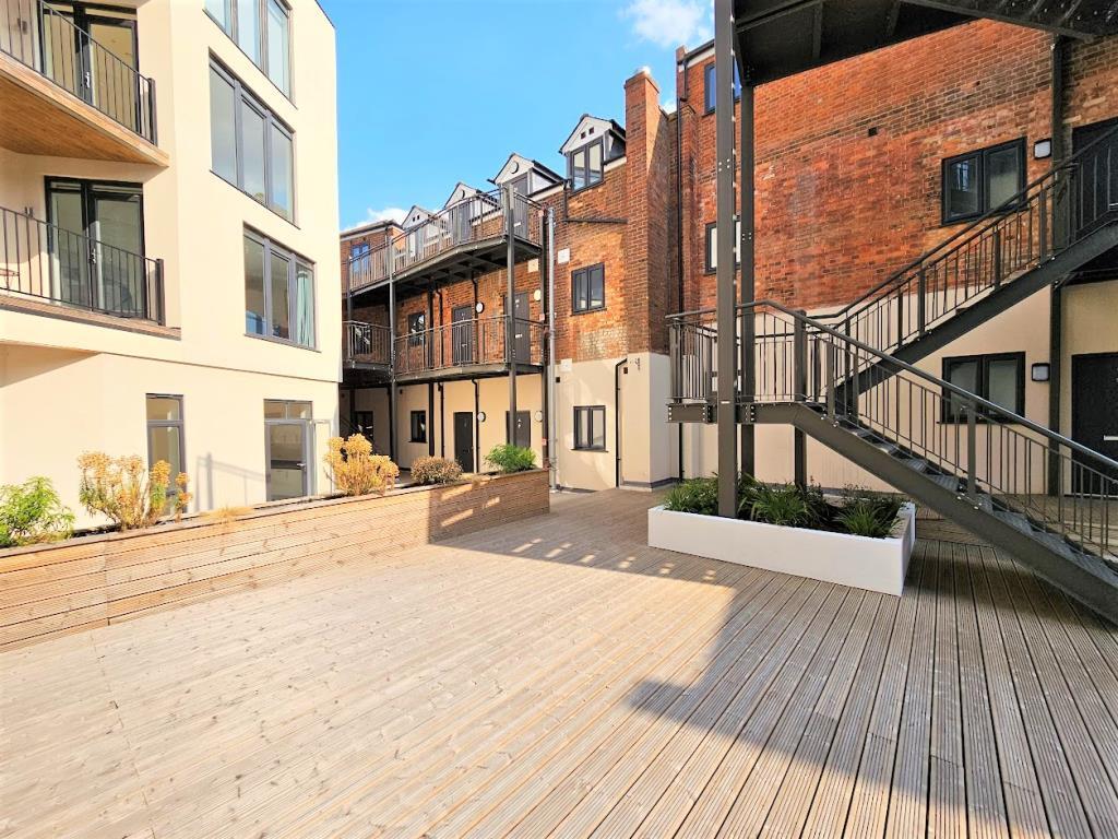 Main image of property: Jacksons Corner, Central Reading, RG1