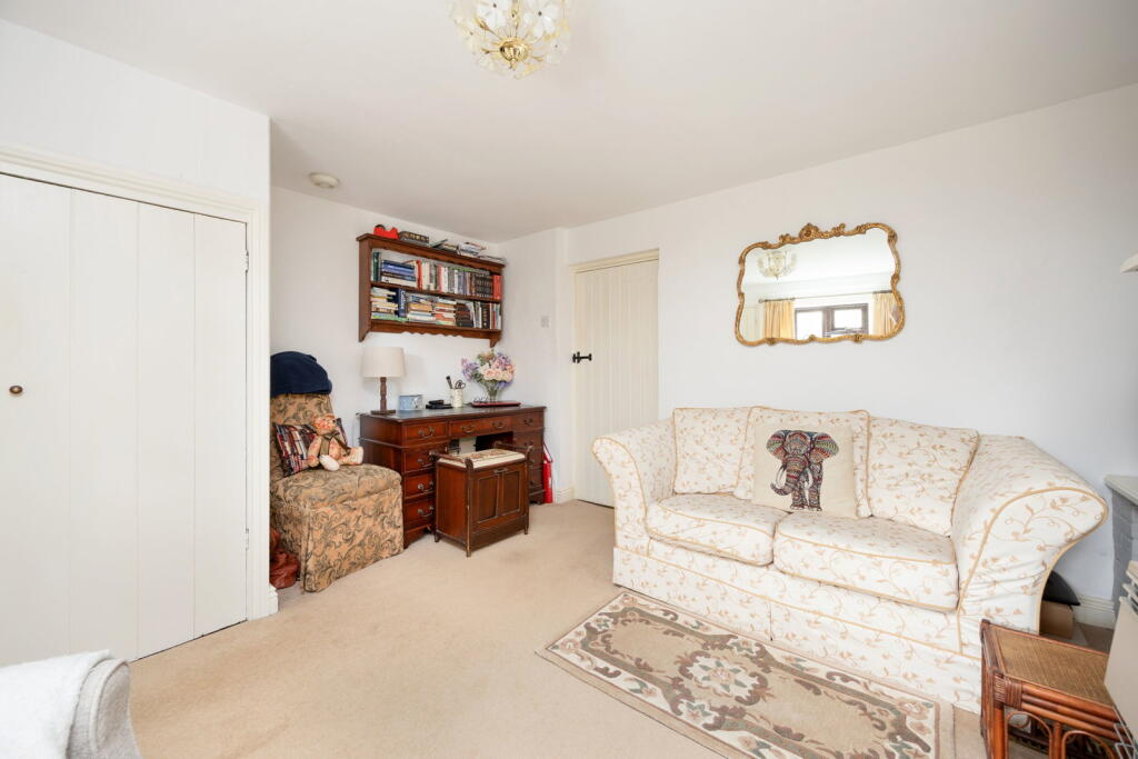 House in Swindon, Bromham - View 5