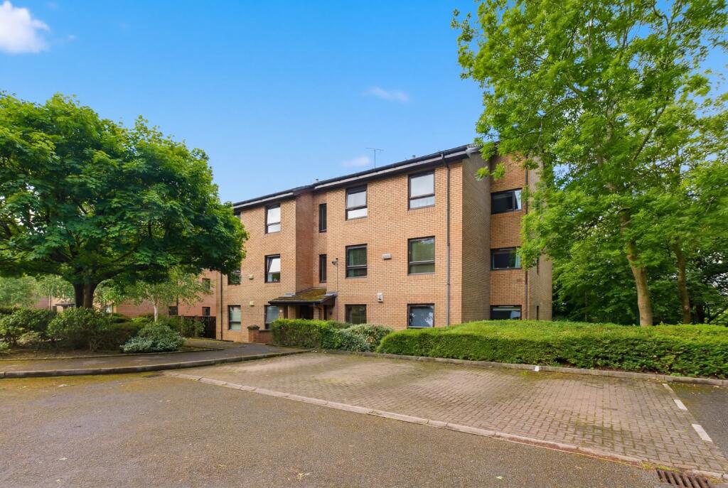 Main image of property: Mansionhouse Gardens, Langside, G41