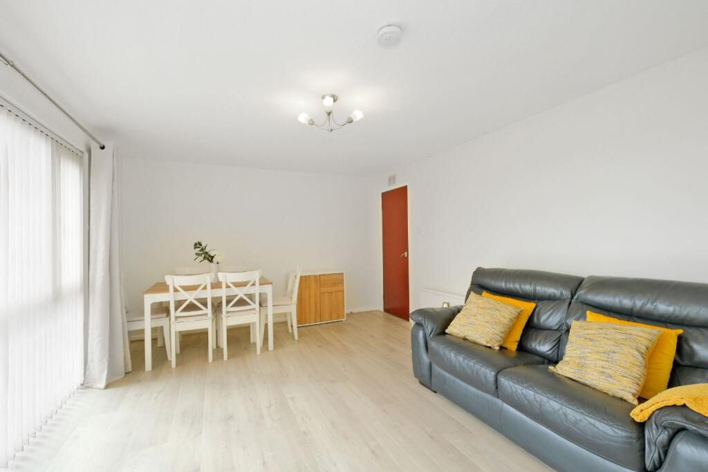 Additional image 3 of Cairnlee Crescent North, Cults, Aberdeen, AB15