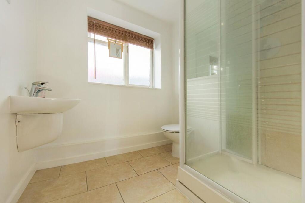 Apartment in London, Elmington Estate, Camberwell - View 5